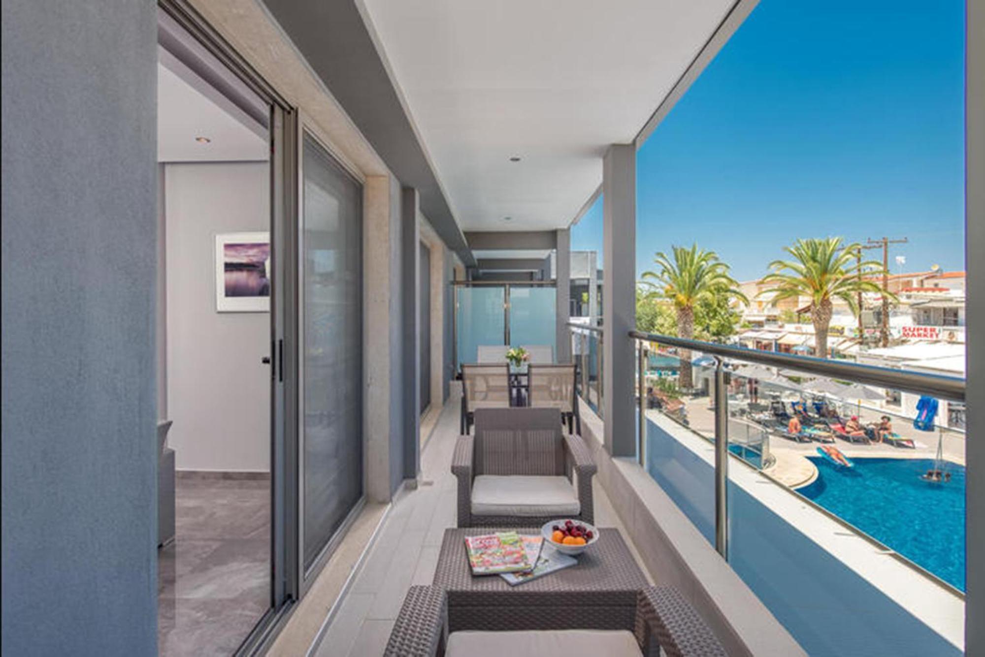Dionysos Hotel & Suites Hanioti Eksteriør billede